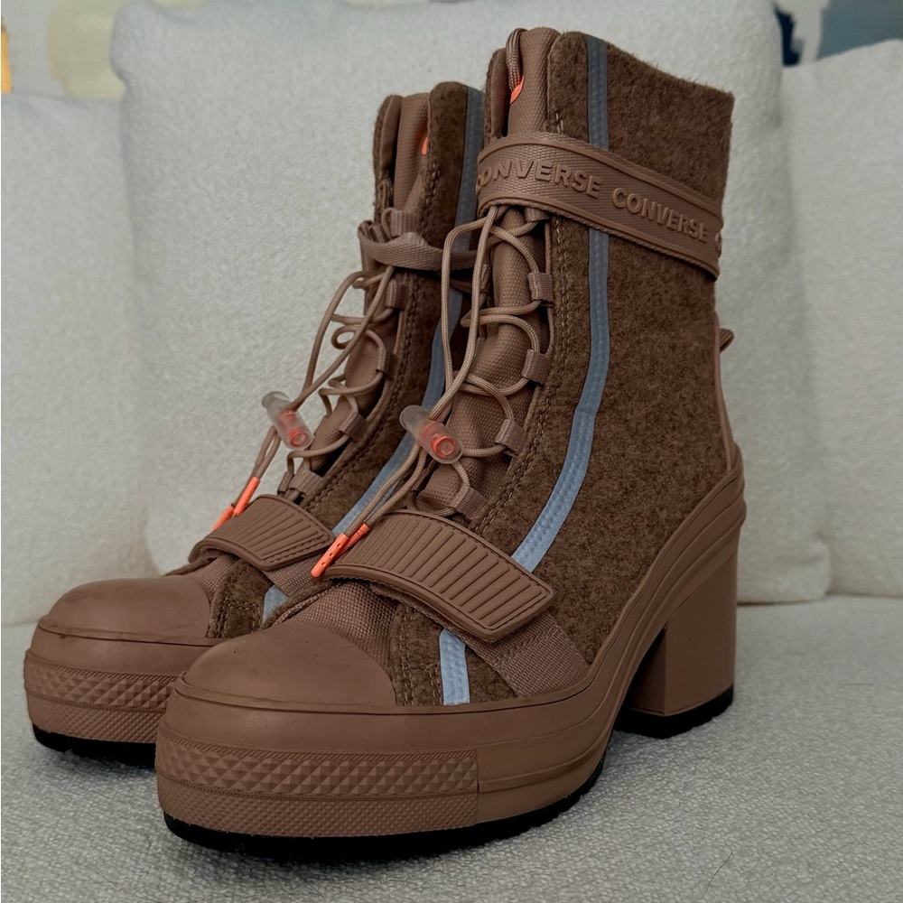 Converse Women's Beige Light Tan Heeled Boots